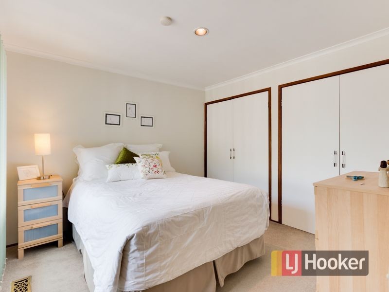 1 Terrell Close, Endeavour Hills VIC 3802