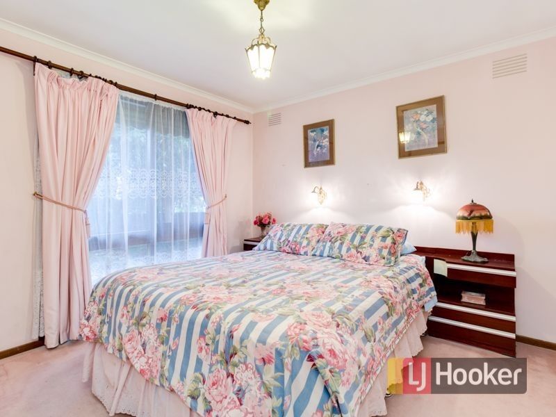 20 Jarvis Crescent, Dandenong North VIC 3175