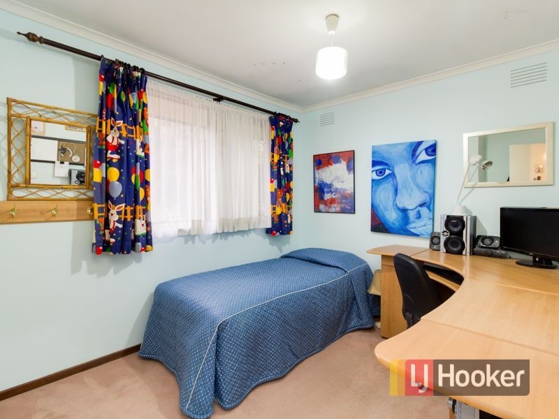 20 Jarvis Crescent, Dandenong North VIC 3175