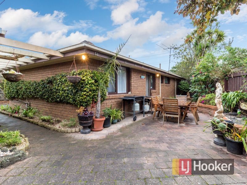 20 Jarvis Crescent, Dandenong North VIC 3175