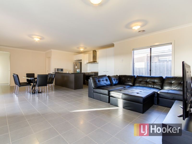 63 Westwood Boulevard, Keysborough VIC 3173