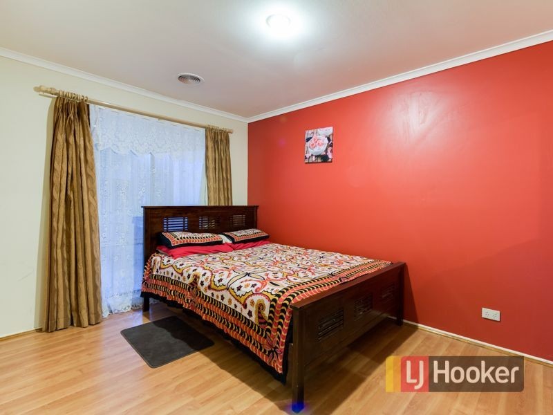 18 Temby Close, Endeavour Hills VIC 3802