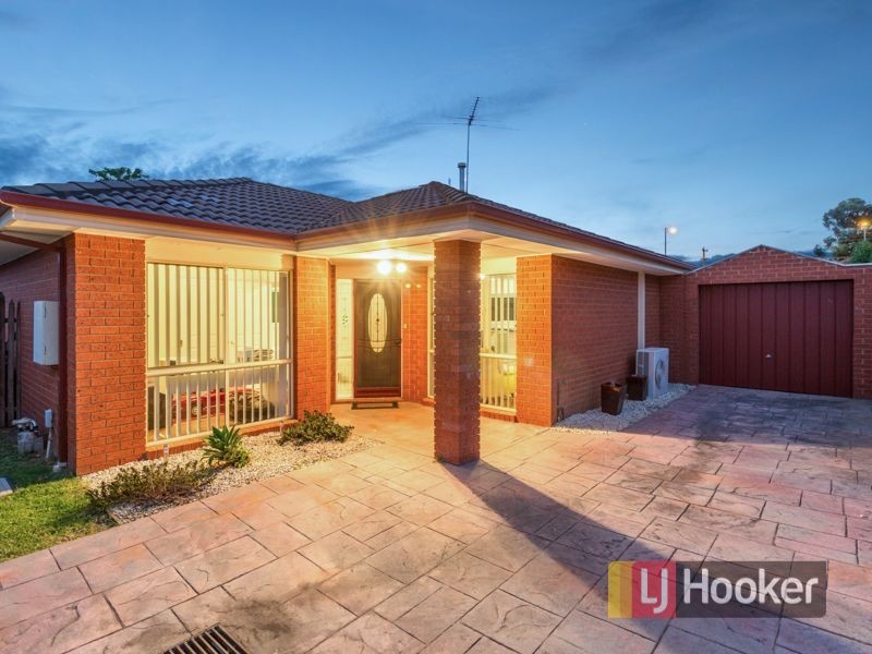 2/2 Second Ave, Dandenong North VIC 3175