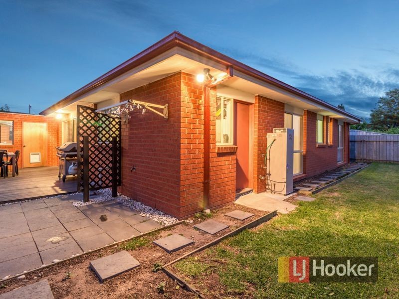 2/2 Second Ave, Dandenong North VIC 3175