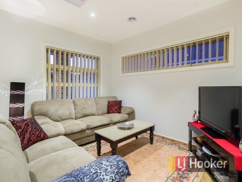 35a Kanooka Grove, Doveton VIC 3177