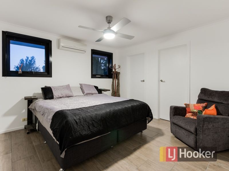 4 Barker Court, Endeavour Hills VIC 3802