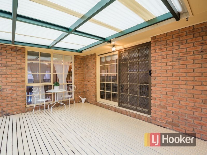 14 Hanna Drive, Endeavour Hills VIC 3802