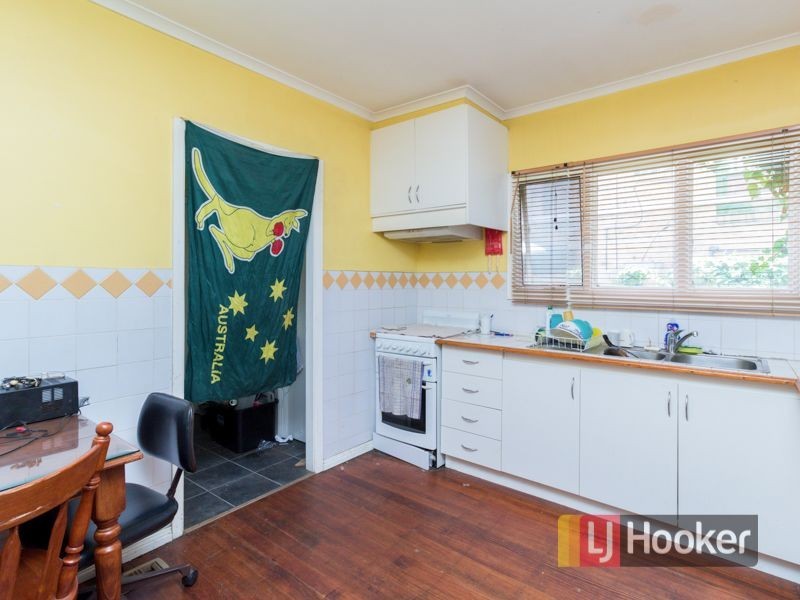 11 Myrtle Grove, Doveton VIC 3177