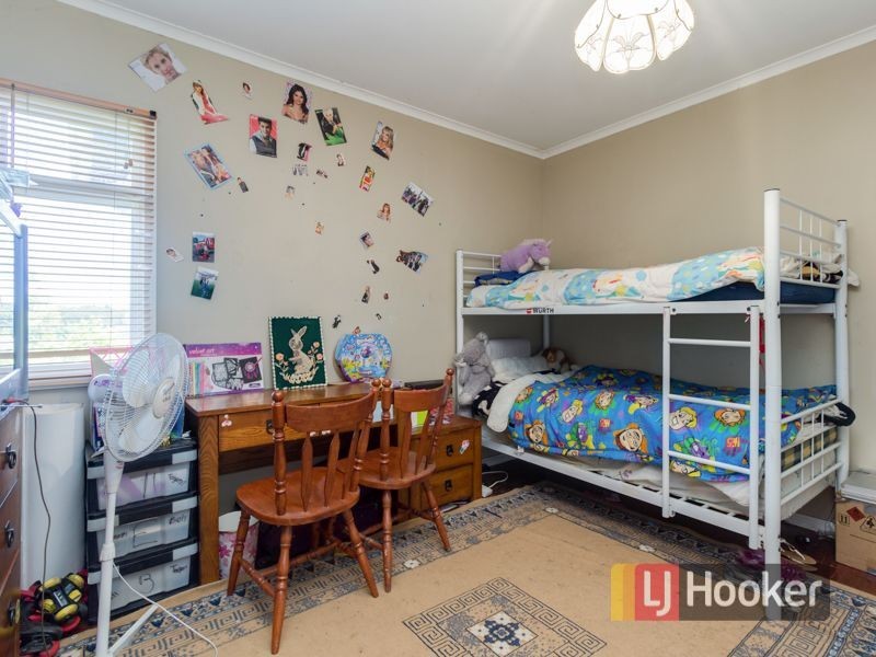 11 Myrtle Grove, Doveton VIC 3177