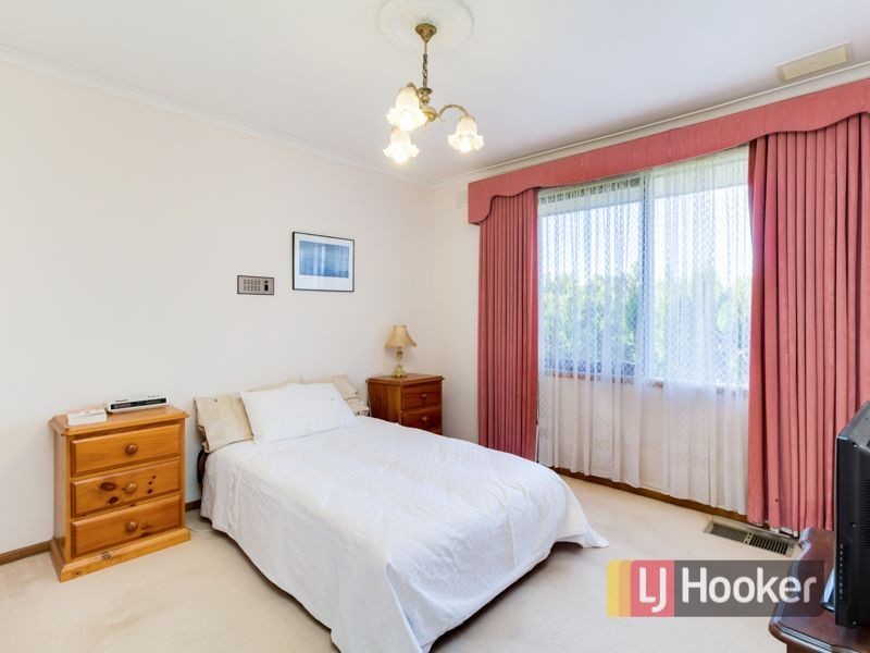 76 Matthew Flinders Avenue, Endeavour Hills VIC 3802