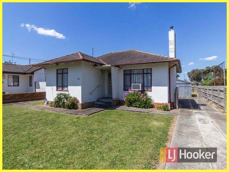 43 Kanooka Grove, Doveton VIC 3177