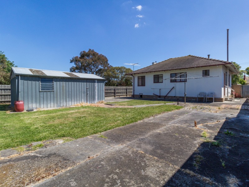 43 Kanooka Grove, Doveton VIC 3177 Floorplan
