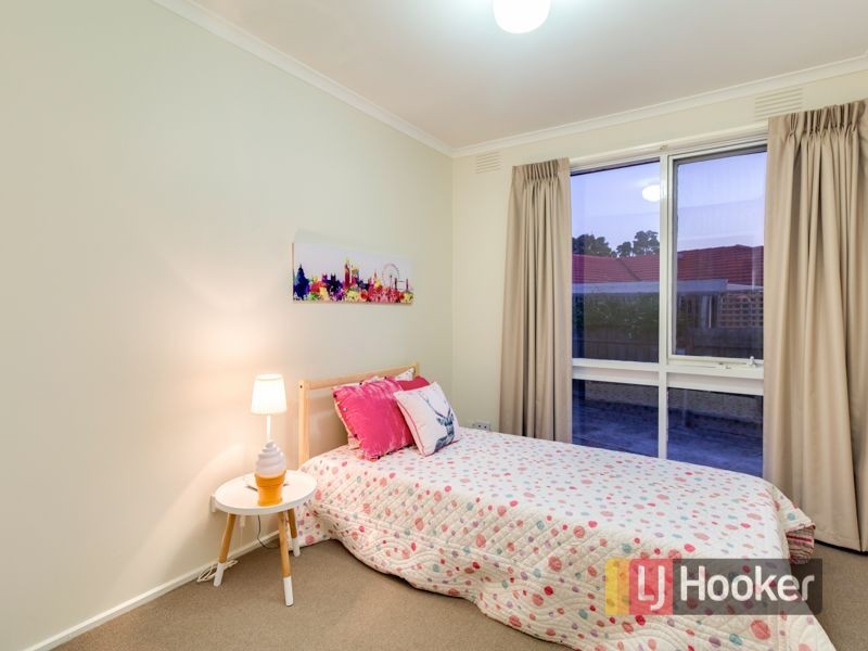 8 Taurus Avenue, Dandenong North VIC 3175