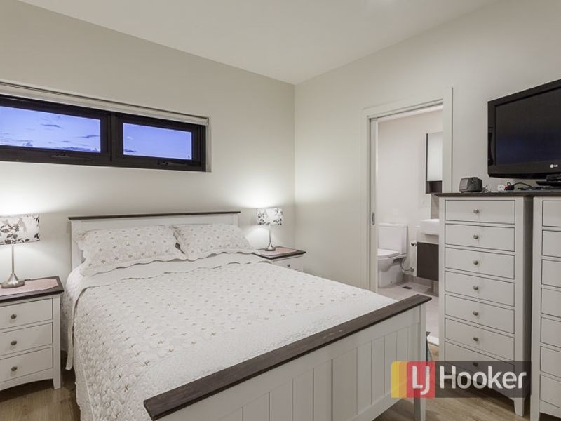 807/80 Cheltenham Road, Dandenong VIC 3175