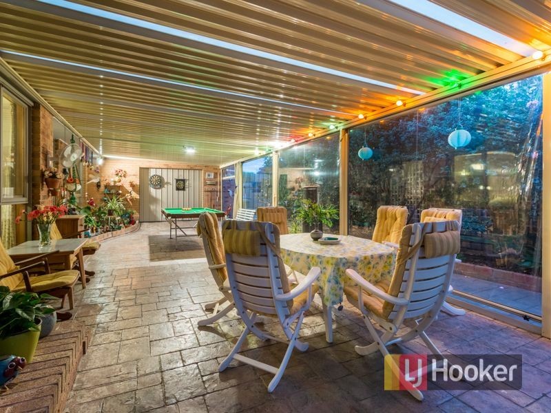 95 Waverley Park Drive, Cranbourne North VIC 3977