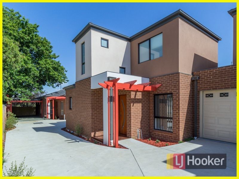 2/9 King George Parade, Dandenong VIC 3175