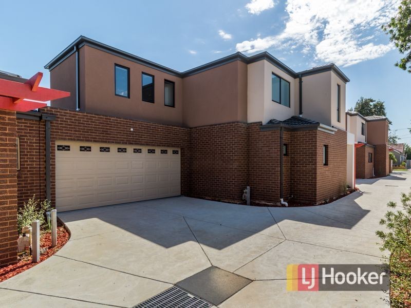 2/9 King George Parade, Dandenong VIC 3175