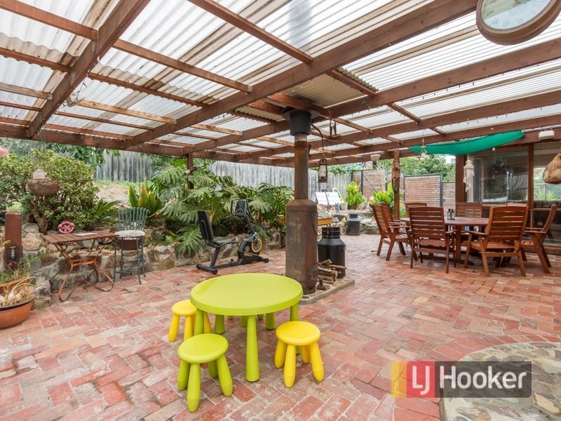 4 Jamie Mews, Berwick VIC 3806