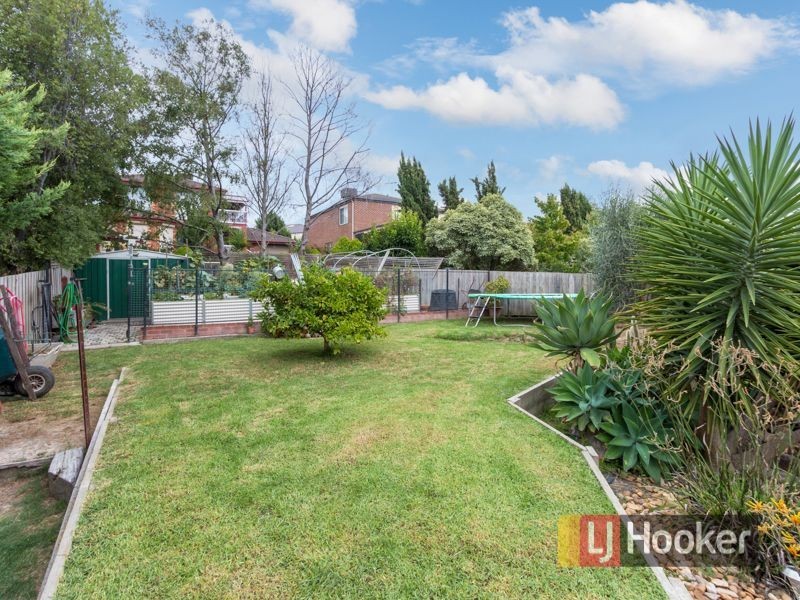 4 Jamie Mews, Berwick VIC 3806