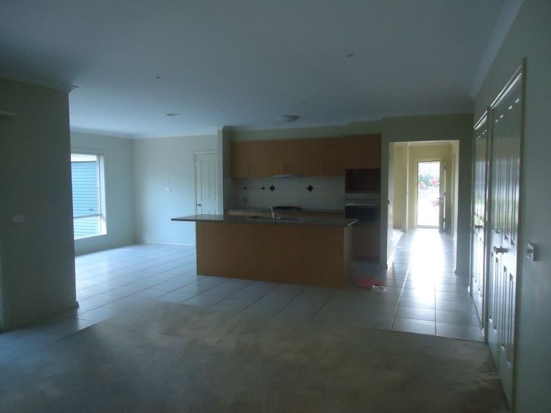 11 Lauradan Avenue, Berwick VIC 3806