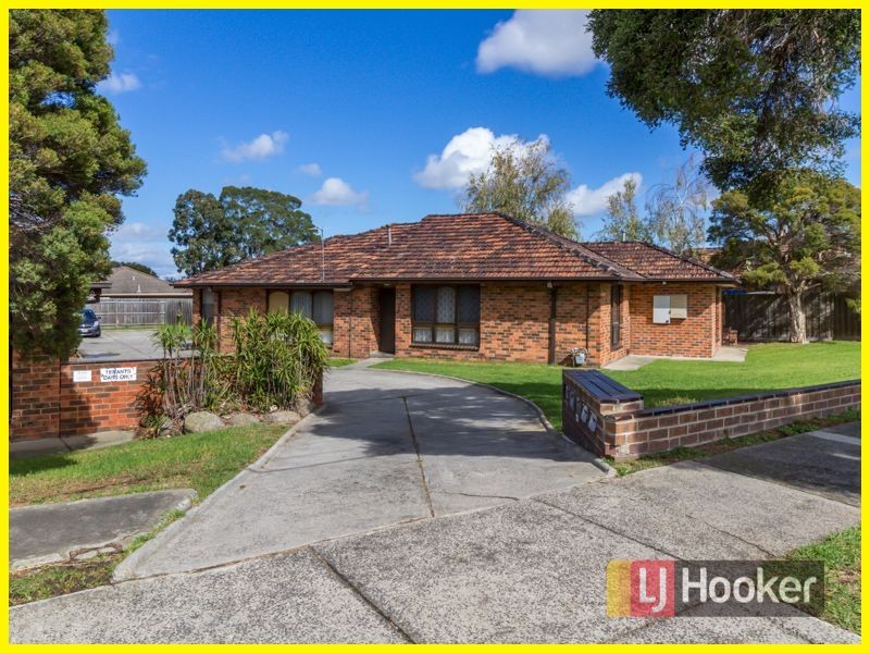 4/16 Brady Road, Dandenong North VIC 3175
