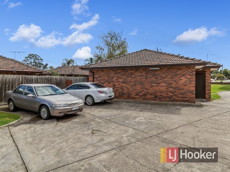 4/16 Brady Road, Dandenong North VIC 3175