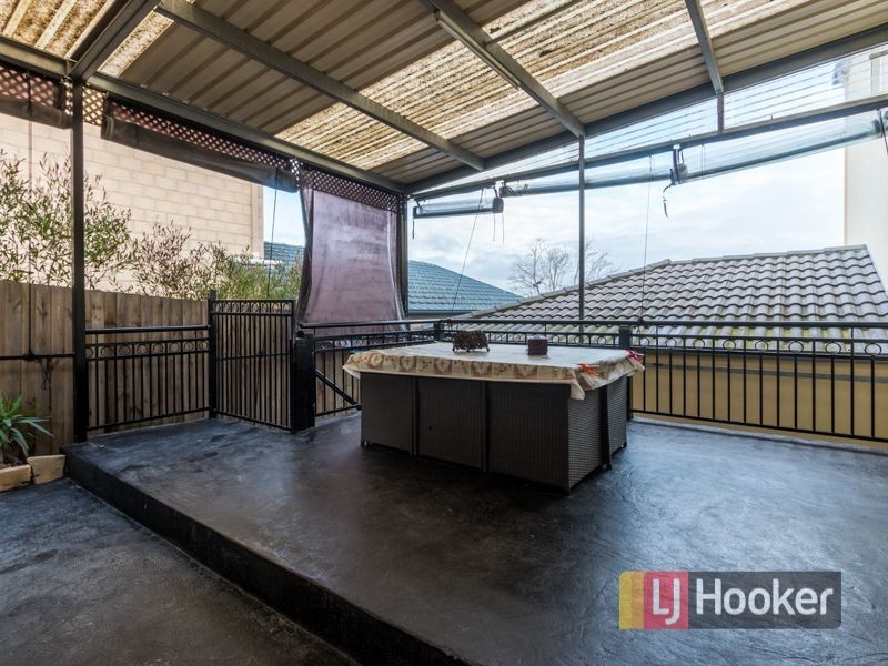 70 Lawson Way, Endeavour Hills VIC 3802