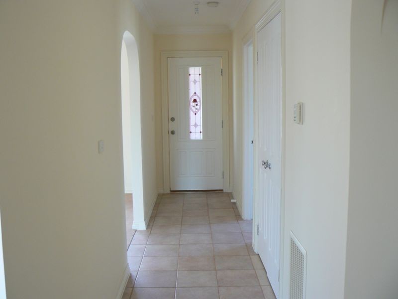 4/28 Canberra Avenue, Dandenong VIC 3175