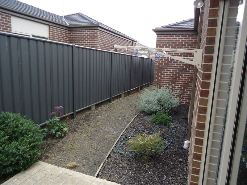 84 Sabel Drive, Cranbourne North VIC 3977