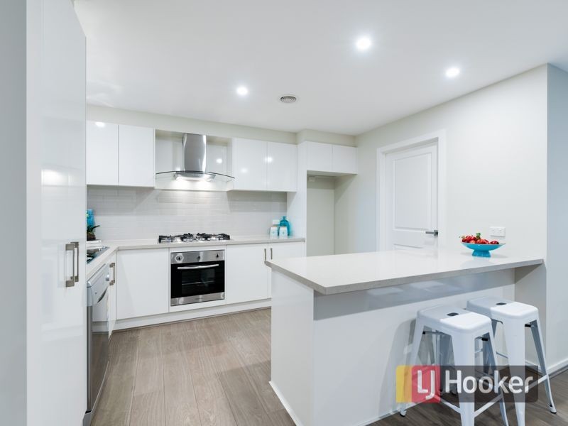 1-3/3 Rain Court, Doveton VIC 3177