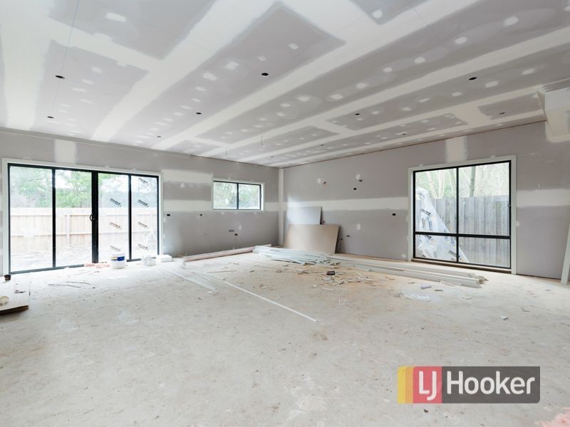 13/122-124 Kennington Park Drive, Endeavour Hills VIC 3802