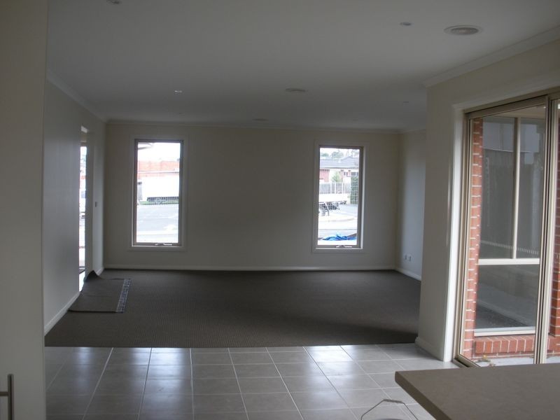 7 Aspen Lane, Doveton VIC 3177