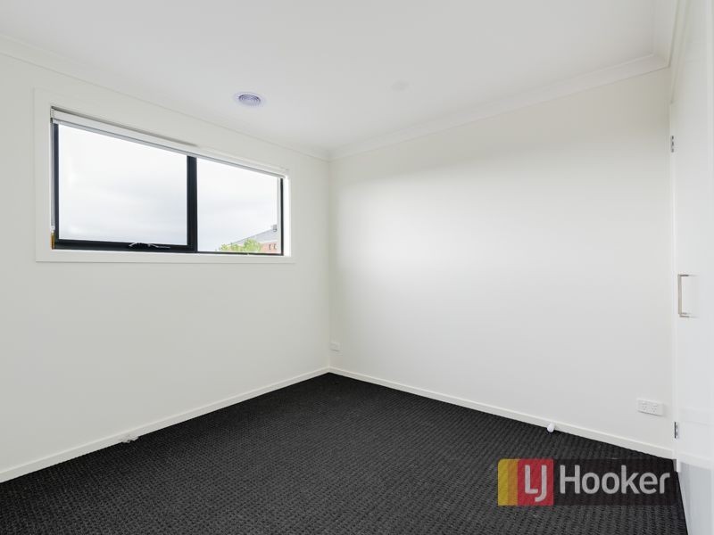 7 Agate Lane, Pakenham VIC 3810