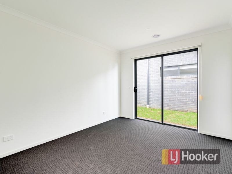 51 Botanic Drive, Pakenham VIC 3810