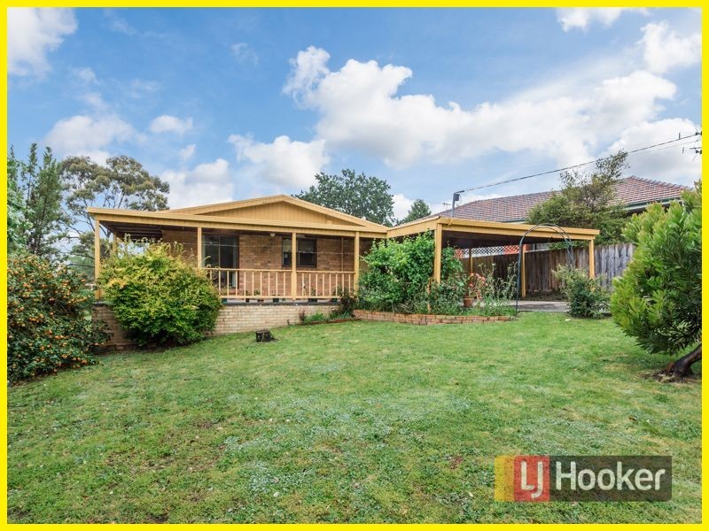 52 Charles Avenue, Hallam VIC 3803
