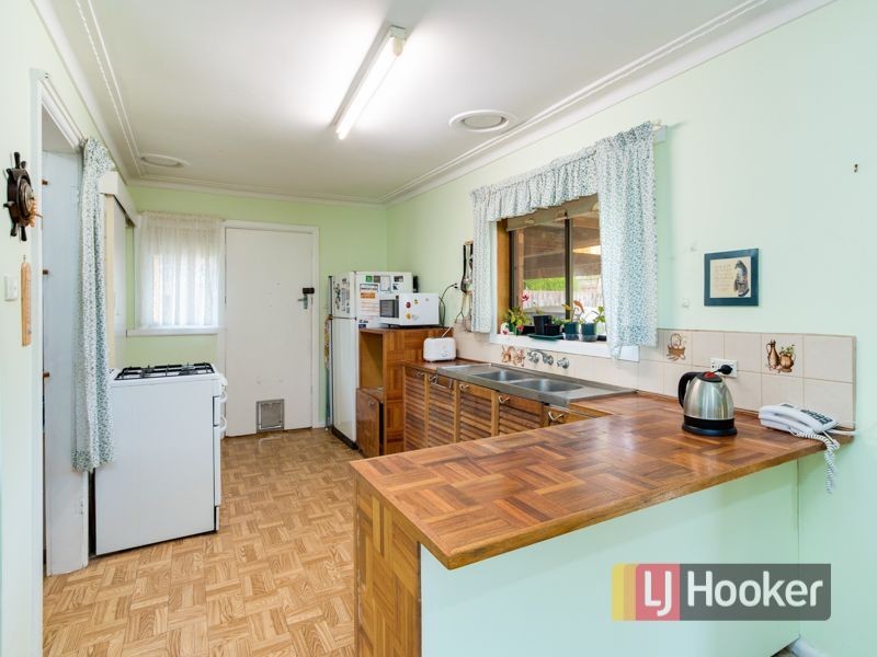 52 Charles Avenue, Hallam VIC 3803