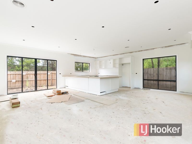 13/122-124 Kennington Park Drive, Endeavour Hills VIC 3802