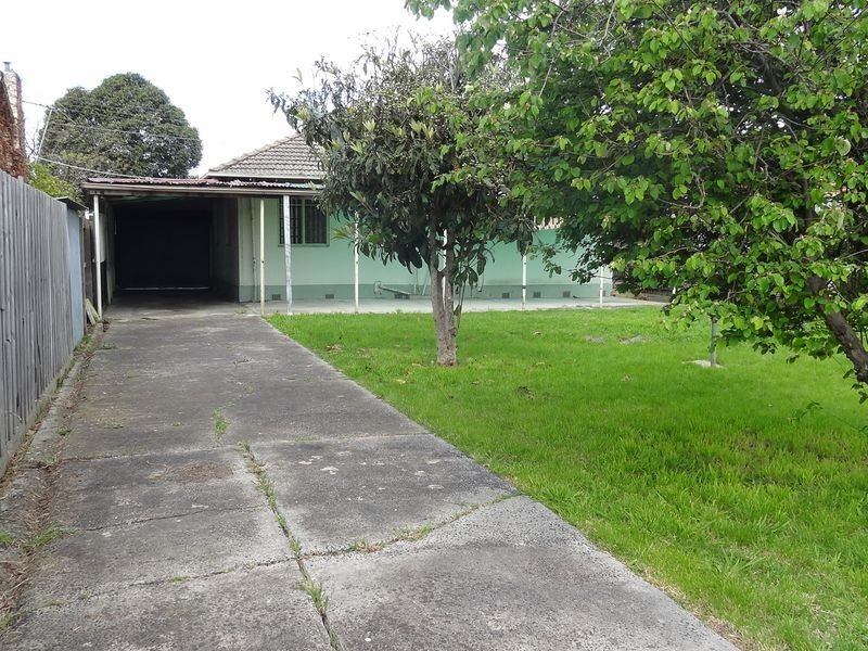 34 Kanooka Grove, Doveton VIC 3177