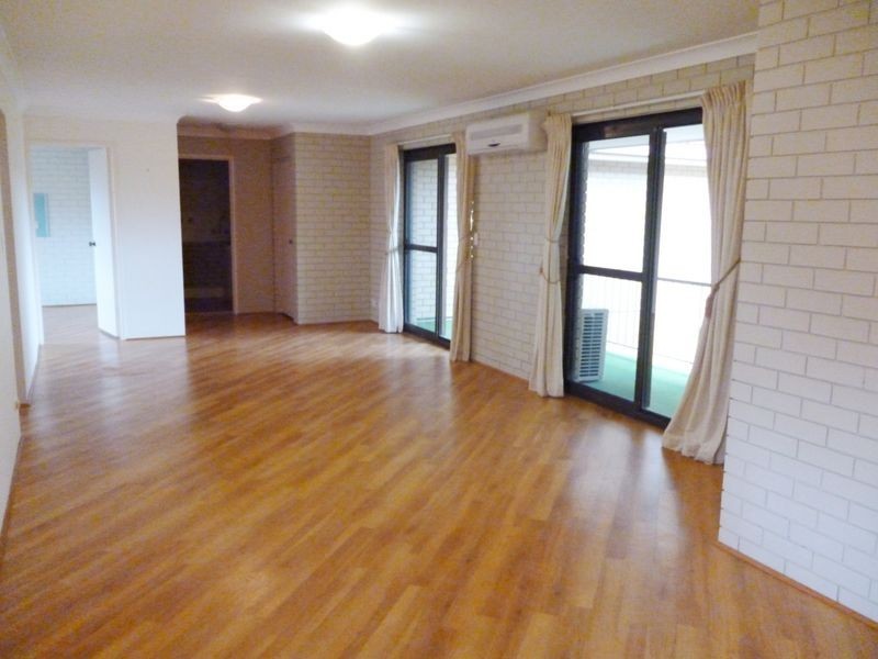 11/22 Duet Dr, Mermaid Waters QLD 4218