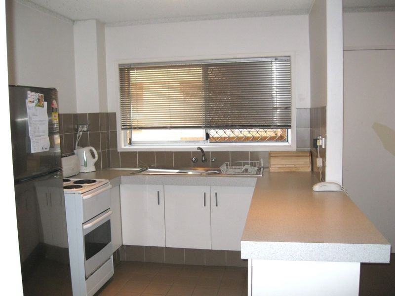 2/7 Albert St, Burleigh Heads QLD 4220