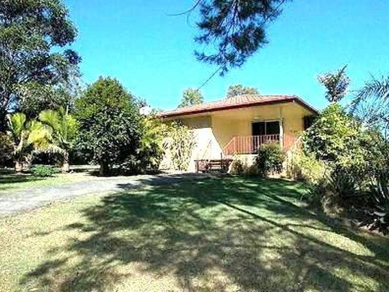 30 Brier Cres, Varsity Lakes QLD 4227