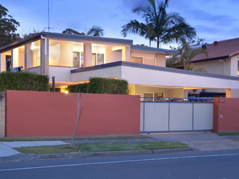 84 Acanthus Avenue, Burleigh Heads QLD 4220