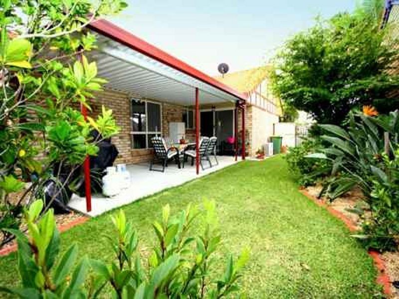 10 Bowerbird Place, Burleigh Waters QLD 4220