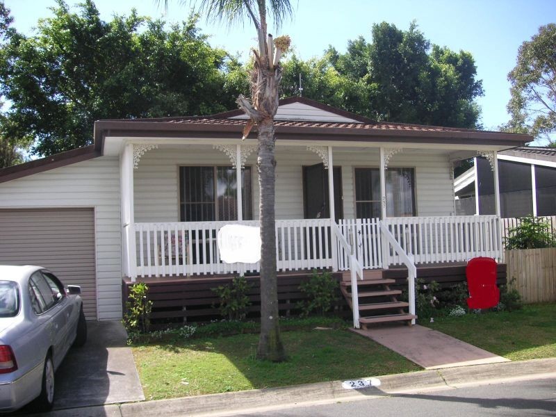 237/325 Reedy Creek Road, Burleigh Waters QLD 4220