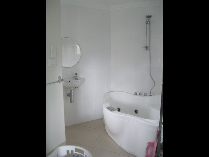 29B Sunshine Parade, Miami QLD 4220