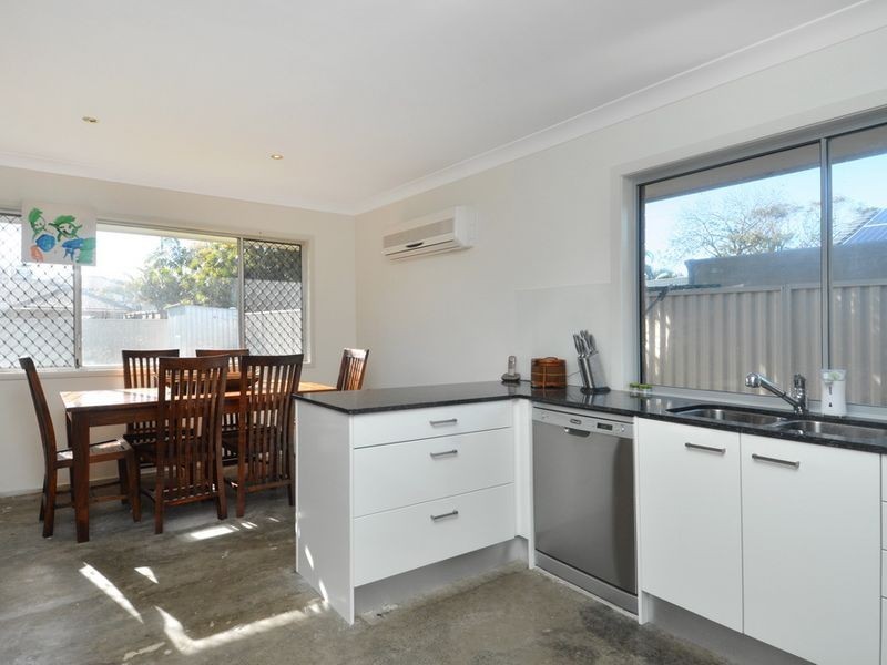 33 Aruma Avenue, Burleigh Waters QLD 4220