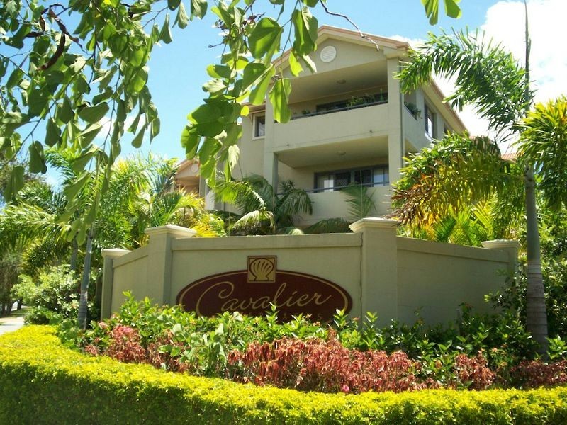 8/25 Chester Terrace, Southport QLD 4215