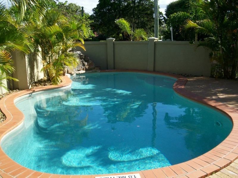 8/25 Chester Terrace, Southport QLD 4215