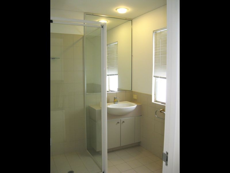 2123/380 South Shield, Benowa QLD 4217