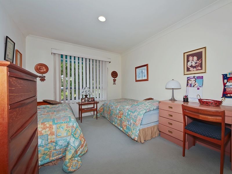 2/125 Santa Cruz Boulevard, Clear Island Waters QLD 4226